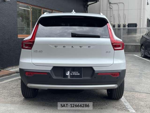 Volvo XC40 2026-03 8369635-2