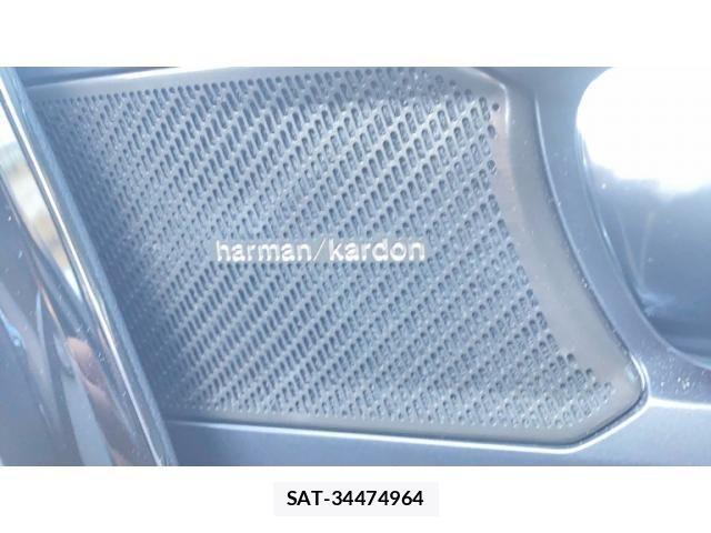 Volvo XC40 2022-10 8369636-19