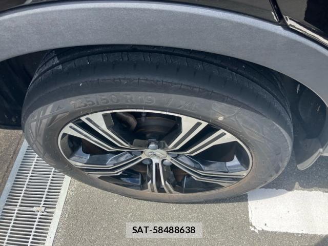 Volvo XC40 2021-08 8372345-3