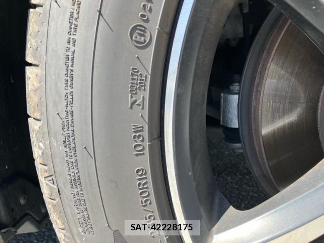 Volvo XC40 2020-07 8372347-7