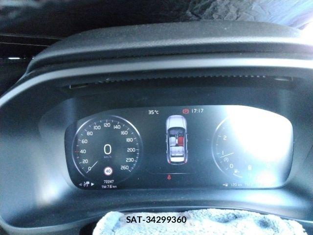 Volvo XC40 2021-11 8372346-3
