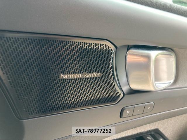 Volvo XC40 2021-02 8415732-14