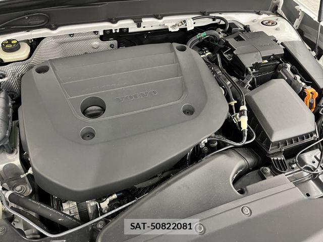 Volvo XC40 2021-04 8415733-11