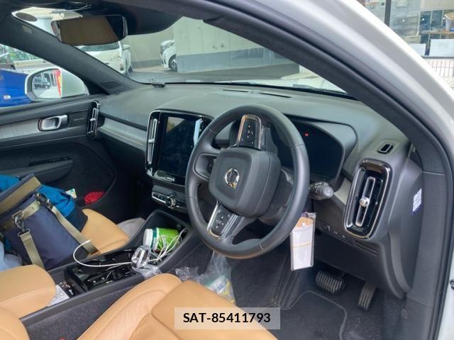 Volvo XC40 2022-02 8439058-13