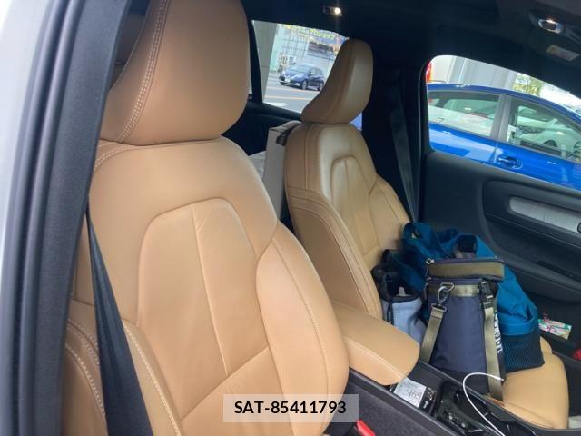 Volvo XC40 2022-02 8439058-14