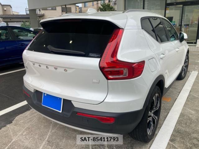 Volvo XC40 2022-02 8439058-3