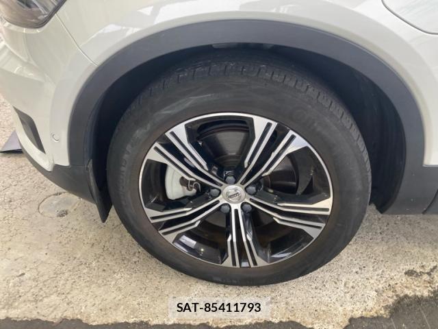 Volvo XC40 2022-02 8439058-6