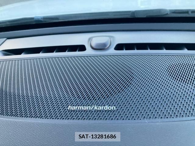 Volvo XC40 2021-12 8458729-27