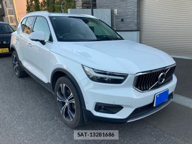 Volvo XC40 2021-12 8458729-3