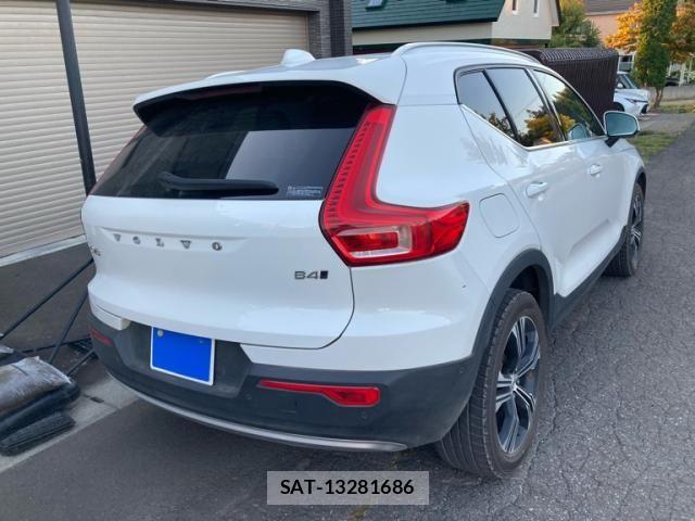 Volvo XC40 2021-12 8458729-8