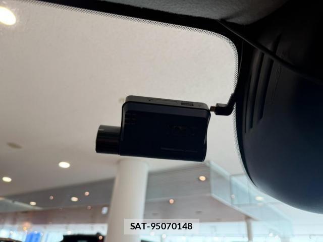 Volvo XC40 2021-11 8564010-9