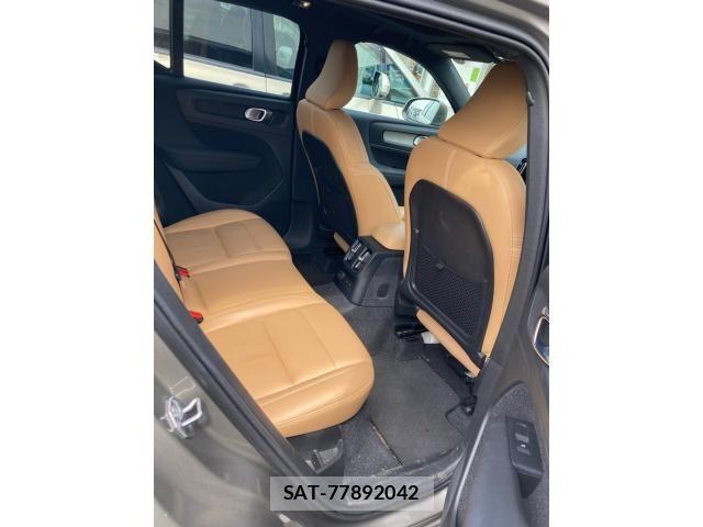 Volvo XC40 2020-09 8564009-15
