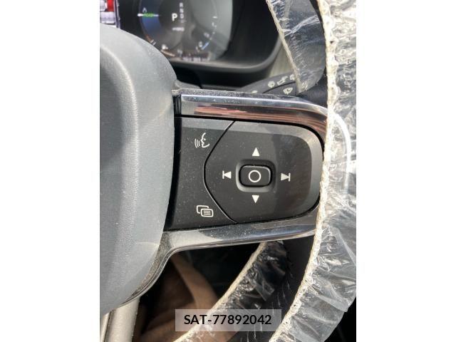 Volvo XC40 2020-09 8564009-21