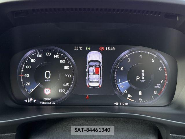 Volvo XC40 2021-11 8629599-16