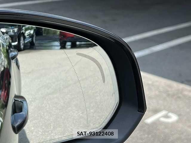 Volvo XC40 2021-07 8629602-5