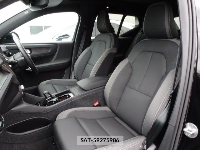 Volvo XC40 2022-11 8629600-10