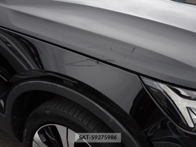 Volvo XC40 2022-11 8629600-26