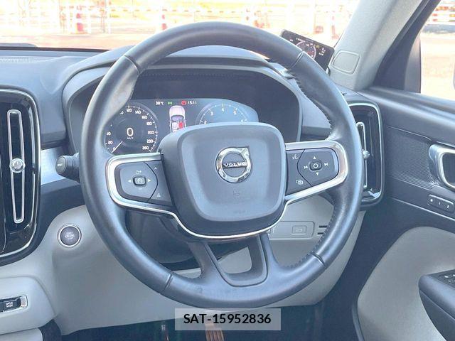 Volvo XC40 2018-09 8629601-11