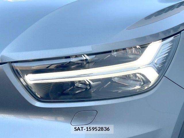 Volvo XC40 2018-09 8629601-12