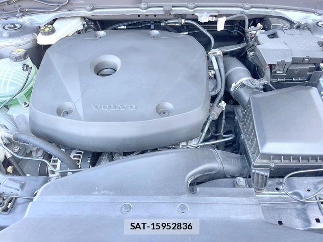 Volvo XC40 2018-09 8629601-18