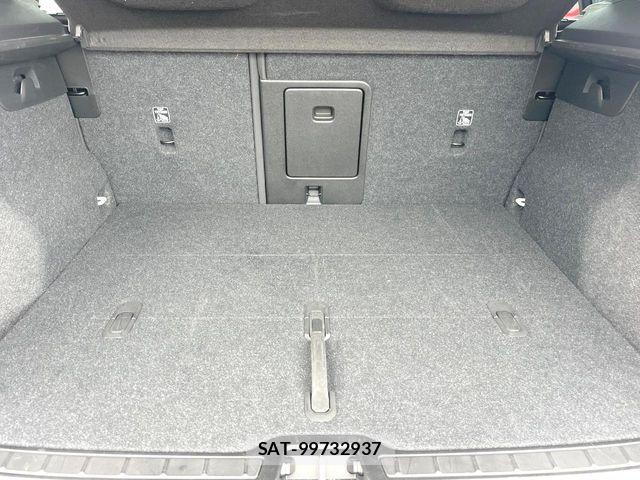 Volvo XC40 2021-06 8667111-10