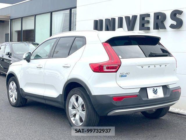 Volvo XC40 2021-06 8667111-17