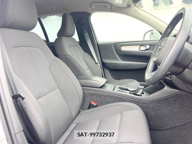 Volvo XC40 2021-06 8667111-8