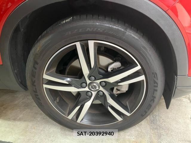 Volvo XC40 2019-10 8667112-9