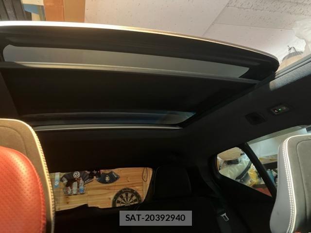 Volvo XC40 2019-10 8667112-25