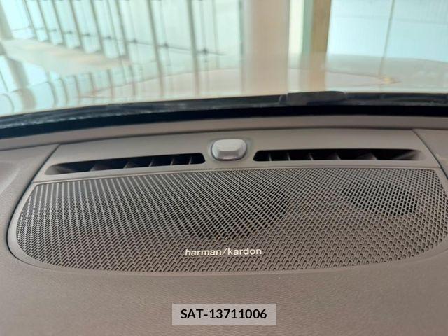 Volvo XC40 2023-06 8662250-9