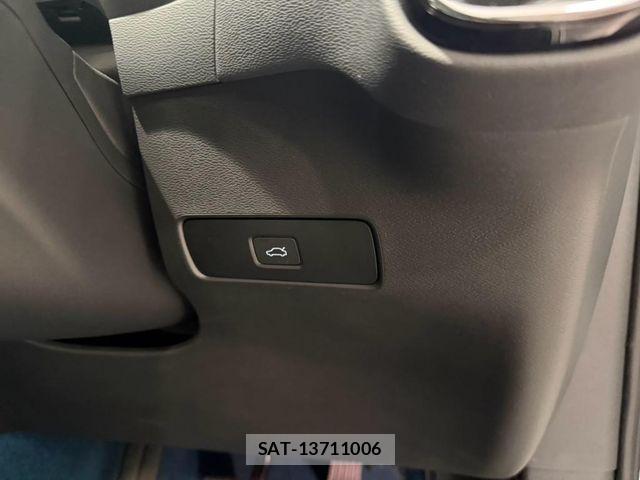Volvo XC40 2023-06 8662250-20
