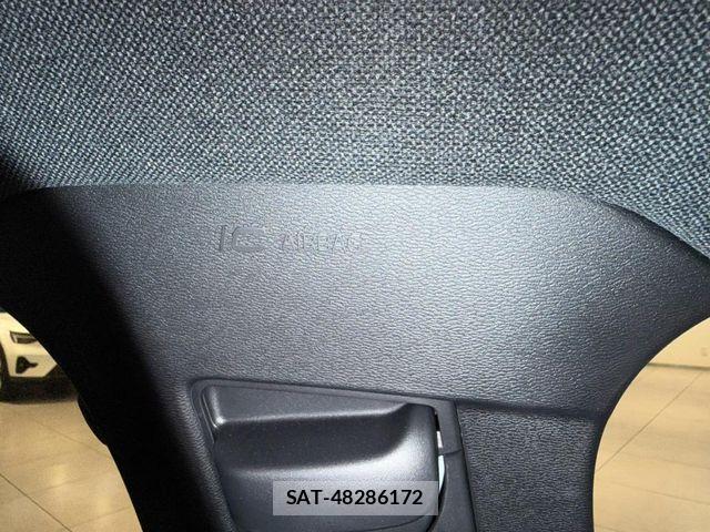 Volvo XC40 2024-10 8662248-12