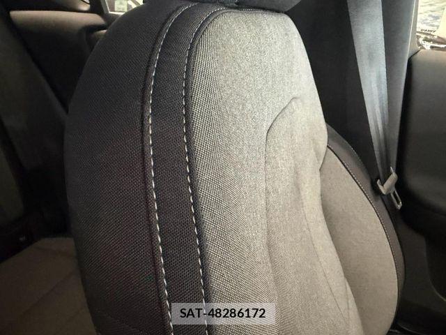 Volvo XC40 2024-10 8662248-13