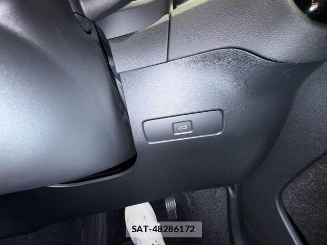 Volvo XC40 2024-10 8662248-16