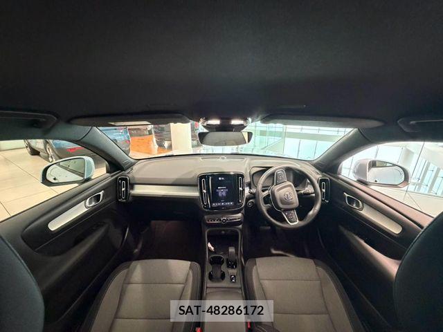 Volvo XC40 2024-10 8662248-1