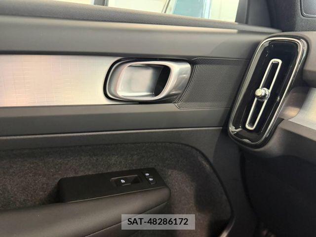 Volvo XC40 2024-10 8662248-23