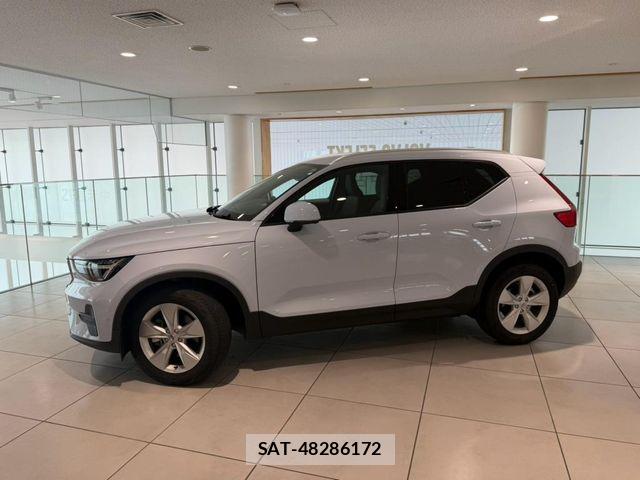 Volvo XC40 2024-10 8662248-3