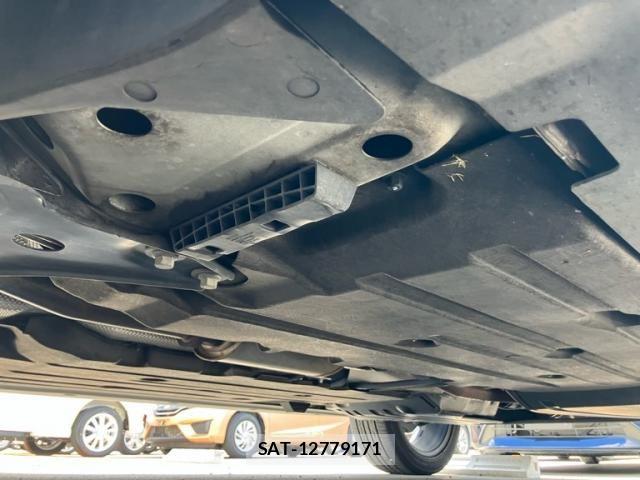 Volvo XC40 2021-09 8686877-16