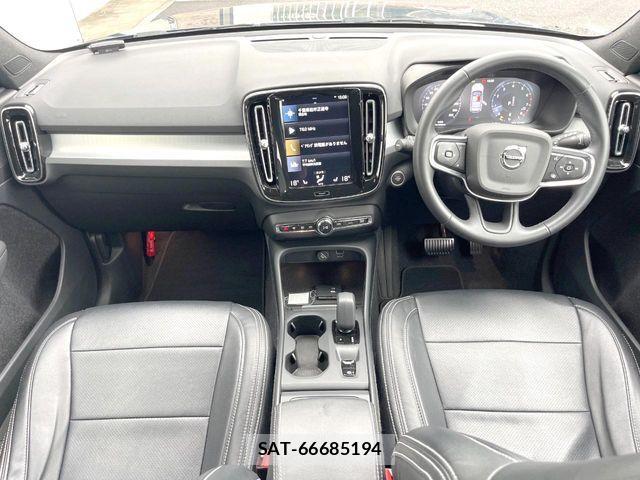 Volvo XC40 2021-10 8746681-1