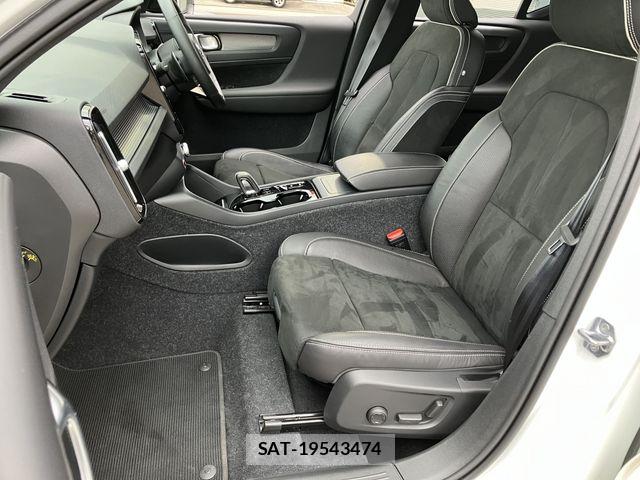 Volvo XC40 2020-04 8746680-12