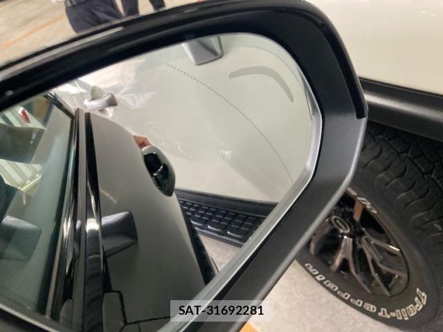 Volvo XC40 2020-07 8782536-13