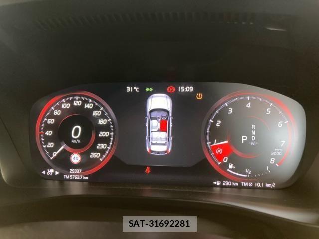Volvo XC40 2020-07 8782536-17