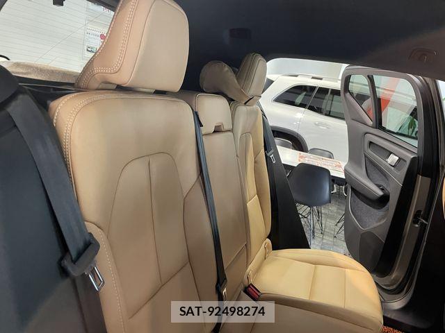 Volvo XC40 2021-01 8797872-23