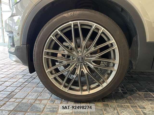 Volvo XC40 2021-01 8797872-6