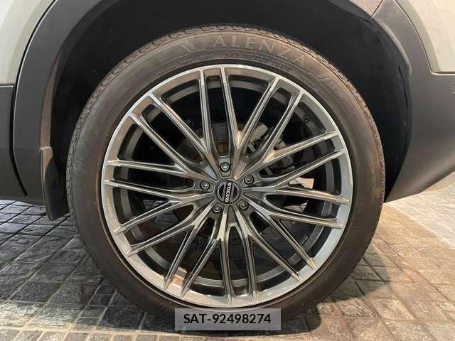 Volvo XC40 2021-01 8797872-7