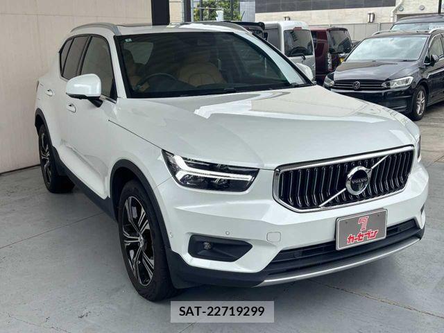Volvo XC40 2022-03 8797869-24