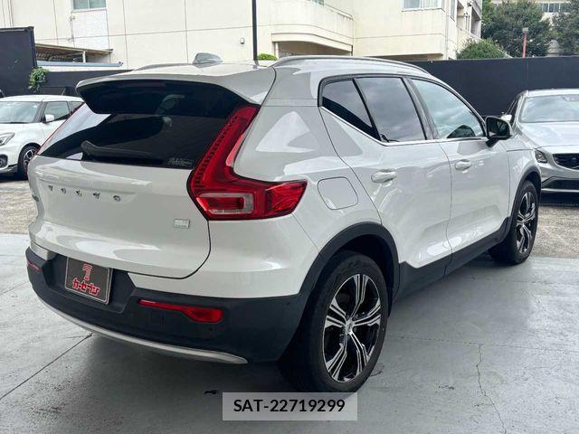Volvo XC40 2022-03 8797869-26