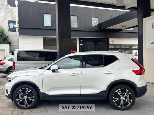Volvo XC40 2022-03 8797869-29