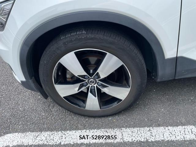 Volvo XC40 2019-10 8797874-11
