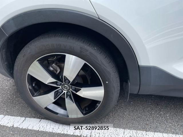 Volvo XC40 2019-10 8797874-12